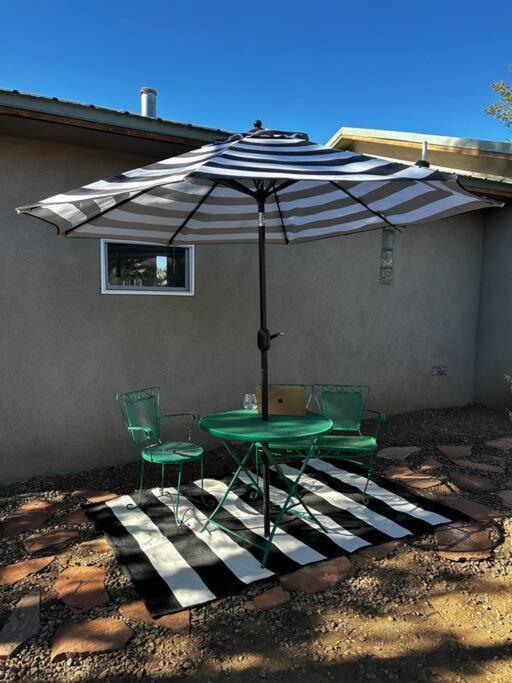 Fully Furnished, Serene Taos House Luaran gambar